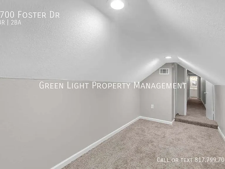 1700 Foster Dr — Photo 26