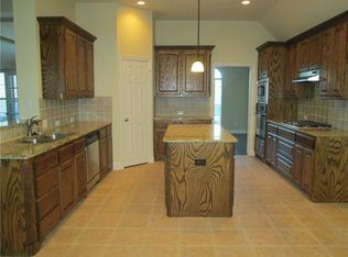 2286 Sir Amant Dr, The Colony, TX 75056