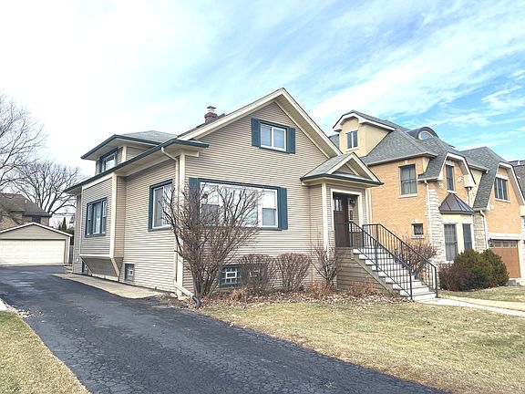 2nd image of 272 N Willow Rd