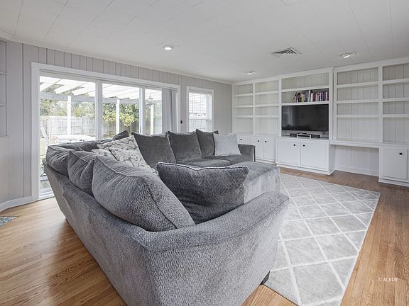 4th image of 104 Sunnyside Dr