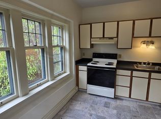 3104 W Kilbourn Ave #201, Milwaukee, WI 53208