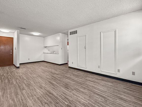 3rd image of 612 S 16th St #79
