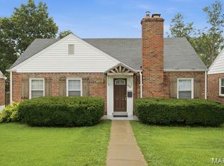 7262 Mackenzie Rd, Saint Louis, MO 63123