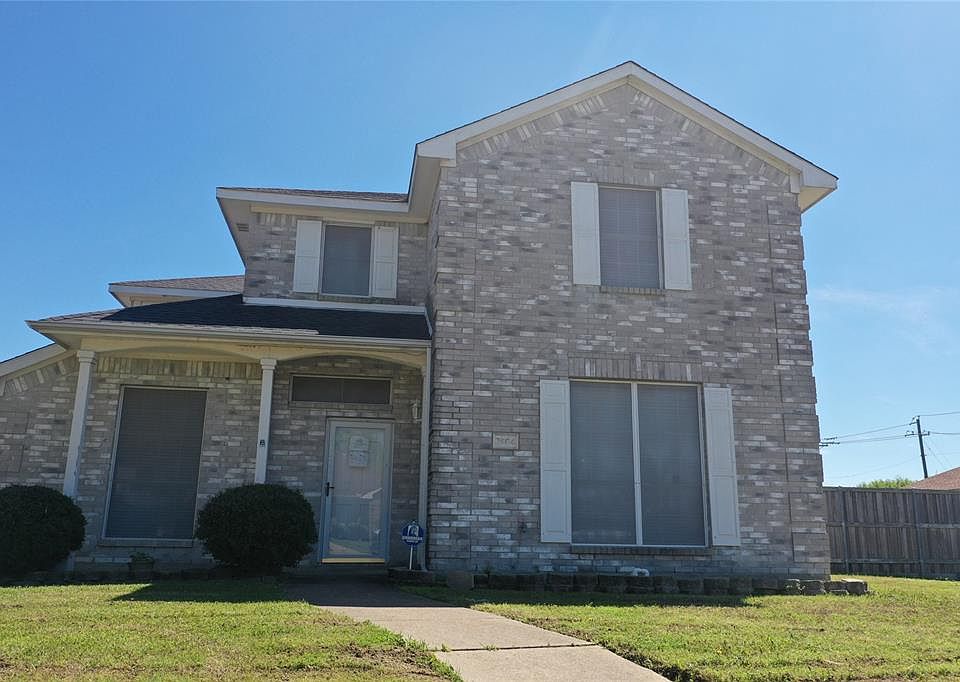 1st image of 2604 Johnson Dr