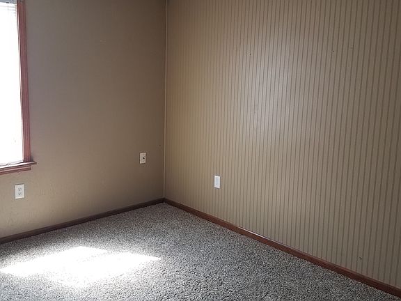 4th image of 1826 Clermont Ave NE