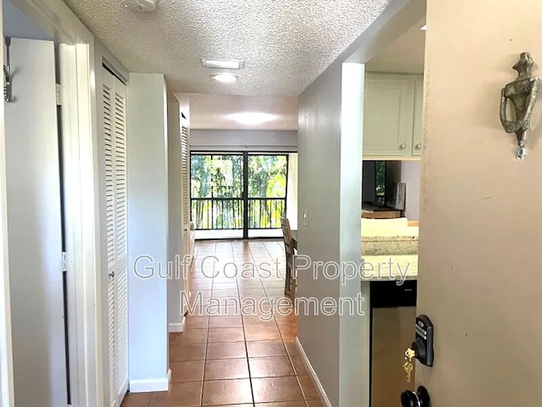 4574 Ringwood Mdw — Photo 5