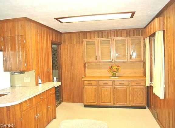 5th image of 320 Nob Hill Dr