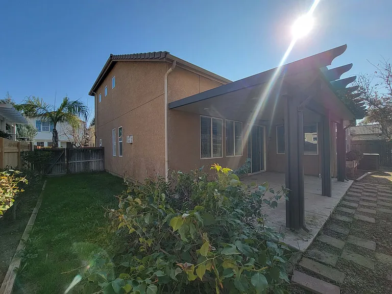 1537 N Pisa St — Photo 24