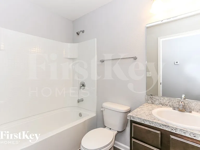 11385 Margarets Landing Pl — Photo 13