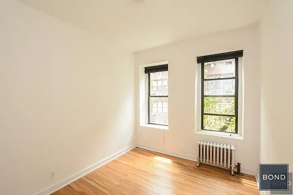 Rented by Bond New York | media 9