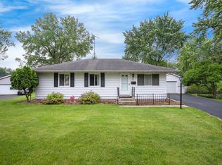 821 Cypress Ct, Joliet, IL 60435