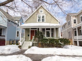 2124 W Wilson Ave, Chicago, IL 60625