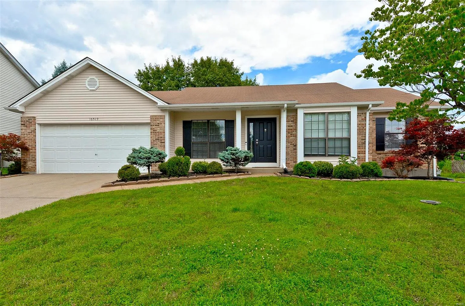 16519 Oak Forest Ct photo 1