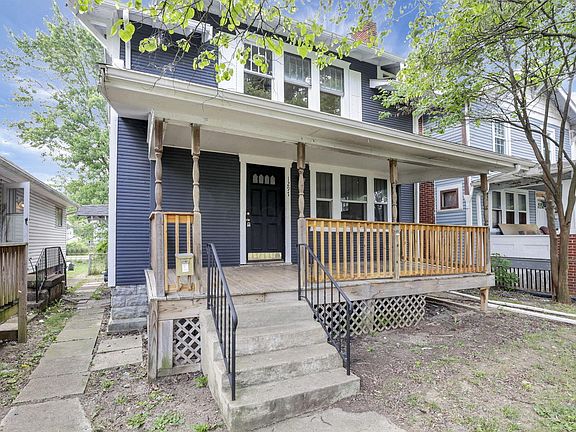 4th image of 1297 Manchester Ave