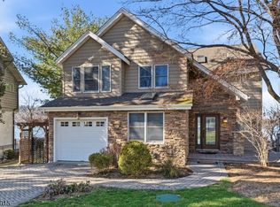 9 Balsam Pkwy, Sparta, NJ 07871
