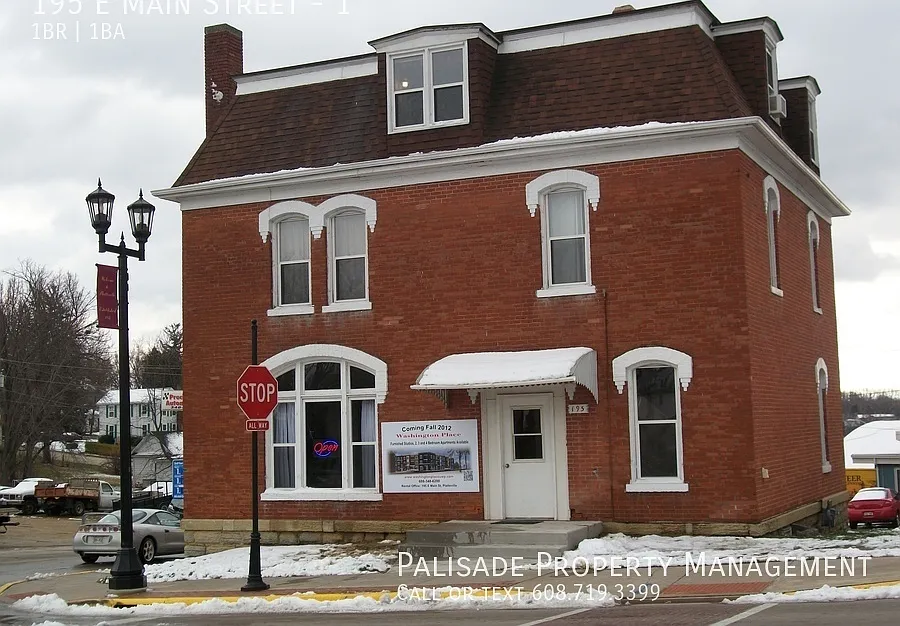 195 E Main St — Photo 1