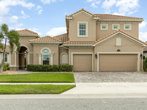 8135 Stonecrest Dr, Melbourne, FL 32940
