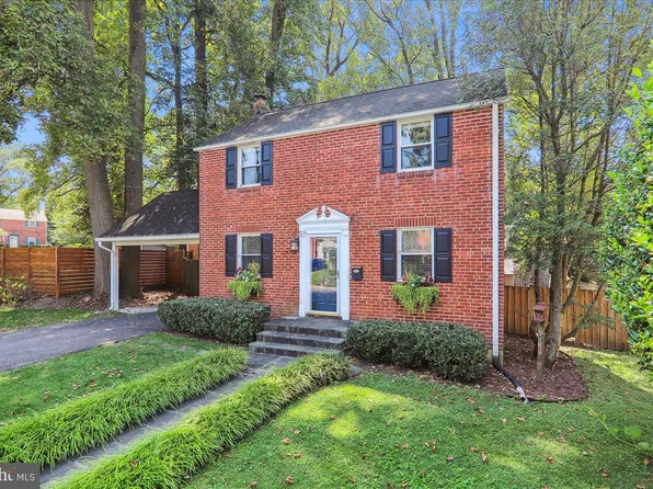 2712 Arvin St, Silver Spring, MD 20902