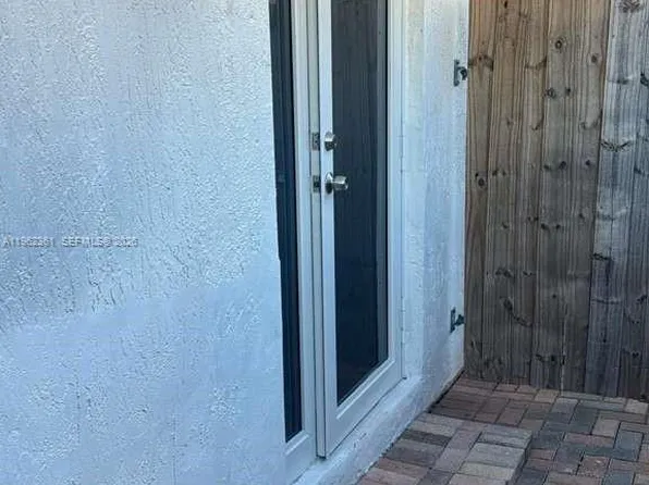 10172 SW 159th Ave, Miami, FL 33196