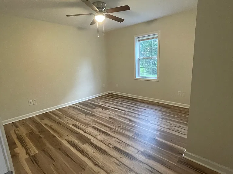 Boxwood Pl NW — Photo 6