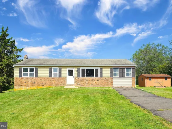 180 Green Hill Rd, Barto, PA 19504