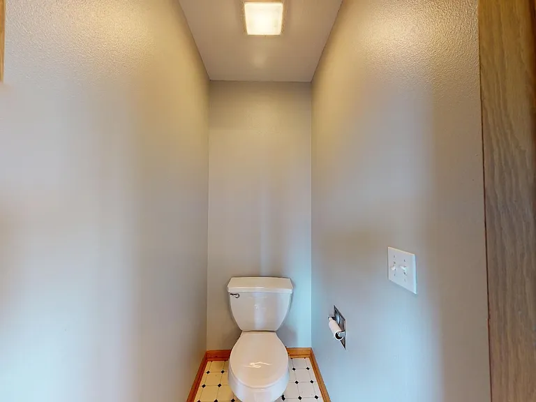 2504 Somerset Dr — Photo 18