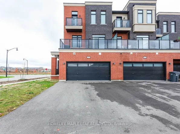 325 Veterans Dr, Brampton, ON L7A 4W2