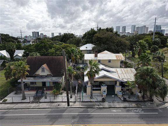 2nd image of 801 E Palm Ave
