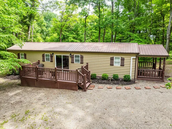 5674 Pleasant Valley Rd, Nashport, OH 43830