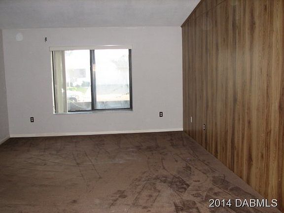 3rd image of 31 Morning Star Ave