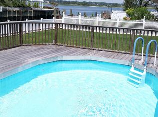 123 Bayside Dr, Atlantic Beach, NY