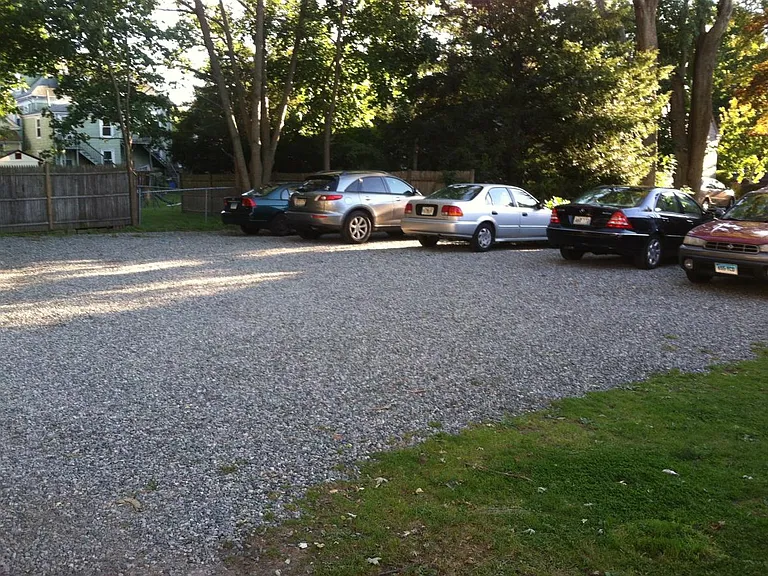 12 Lincoln Ave — Photo 3