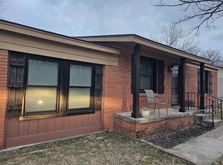 220 N Jarvis Ln, Azle, TX 76020