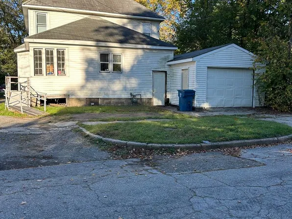 1219 N 5th St, Niles, MI 49120