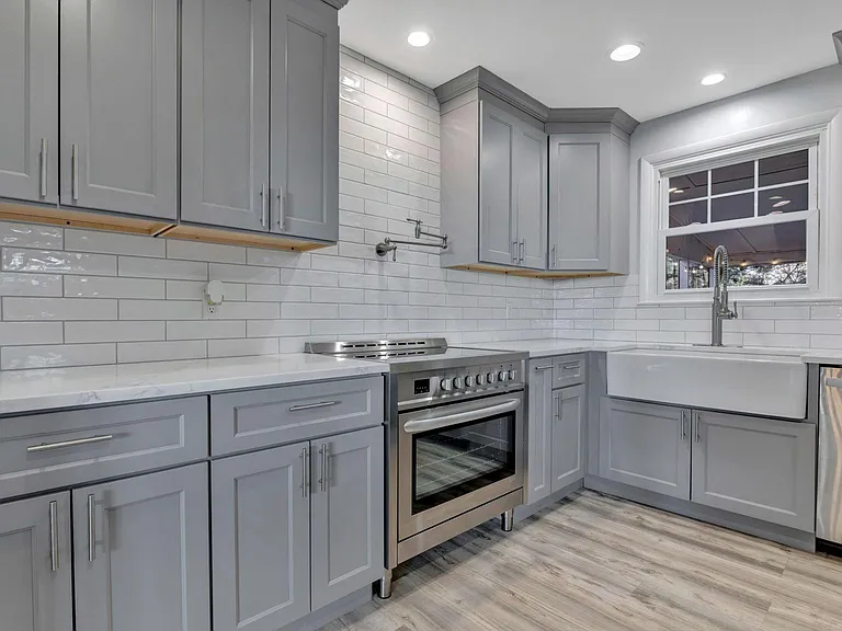 1312 Magnolia Ave — Photo 3