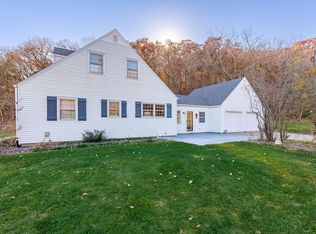 2566 Burlington Rd, Letts, IA 52754