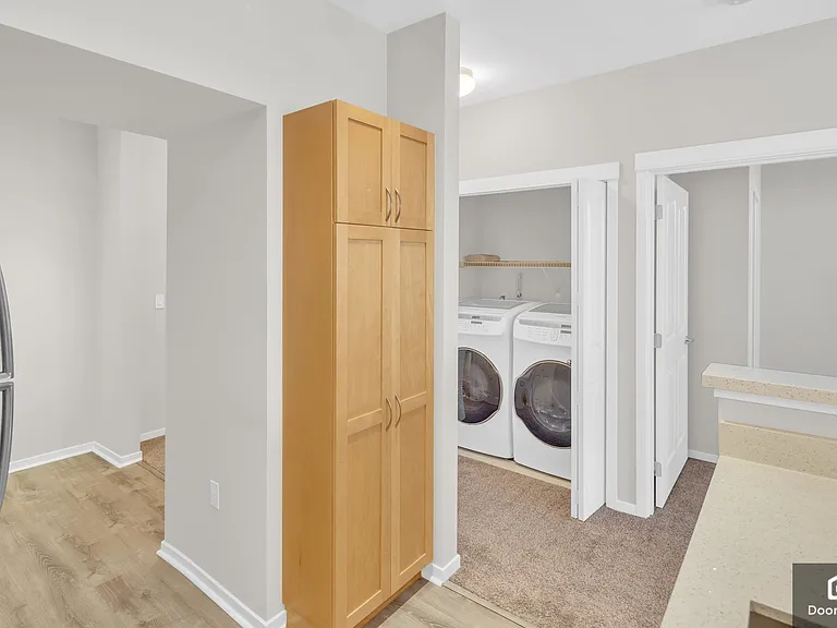 118 107th Ave NE #407 — Photo 15