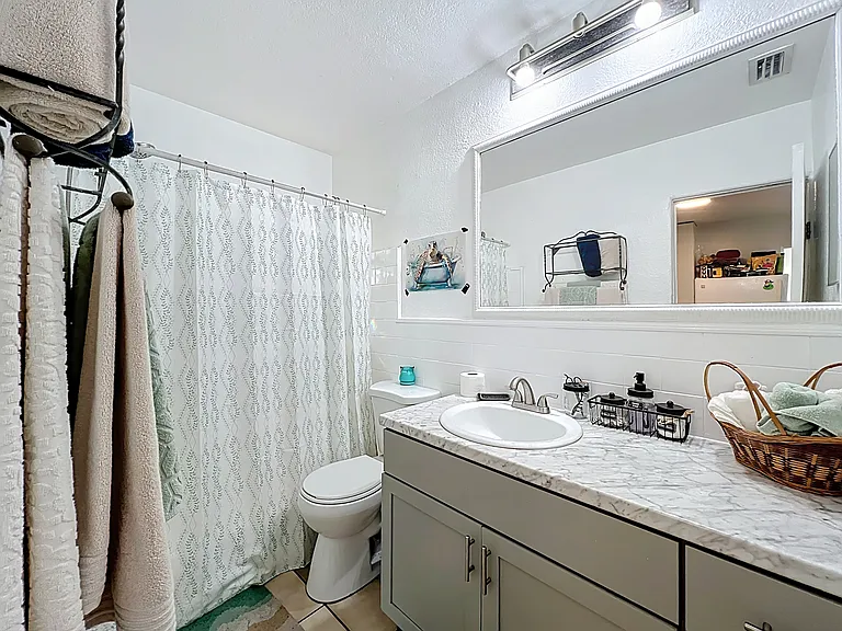 744 E Church Ave — Photo 15