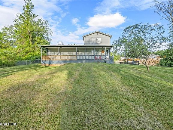 2nd image of 518 Flatt Spur Rd