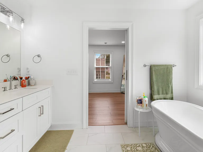 276 Bluebell Dr — Photo 24
