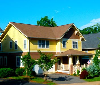 828 Village Rd, Charlottesville, VA, 22903