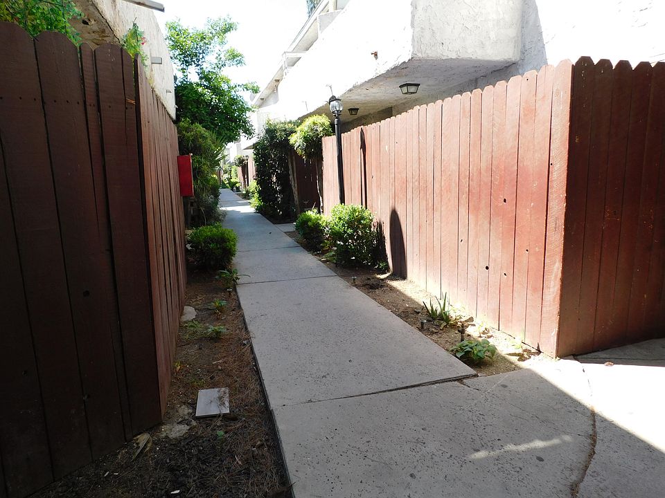 1st image of 9119 Wakefield Ave Unit 12