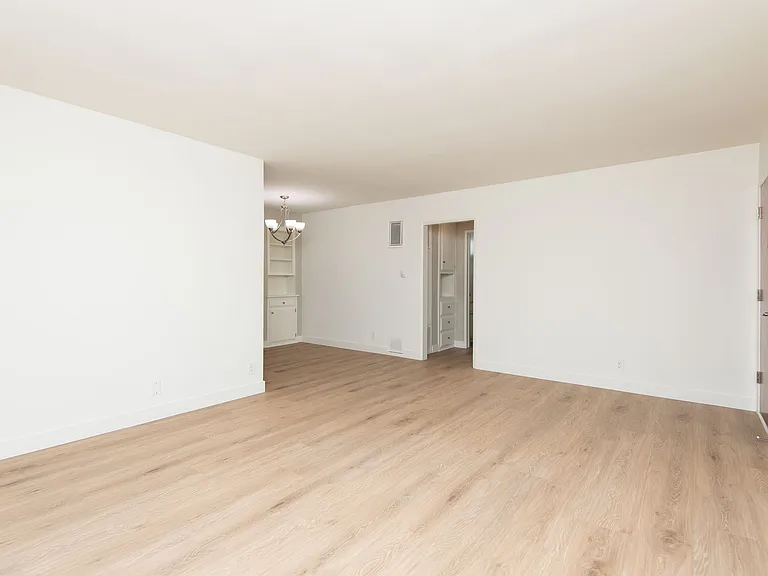 3752 Mentone Ave #5 — Photo 15