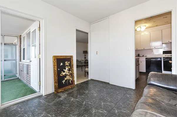Sold by Fillmore | media 8