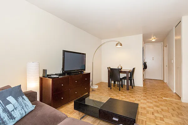 Rented by Direct Properties New York | media 44