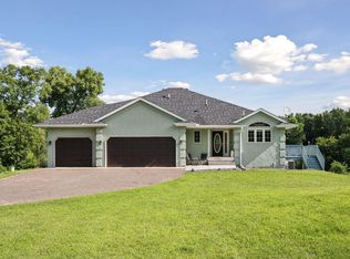 51823 Birch Ave, Rush City, MN 55069