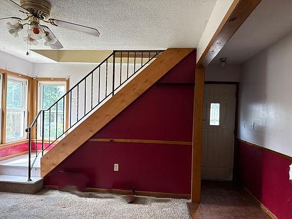 4th image of 2057 Sherwood Ave