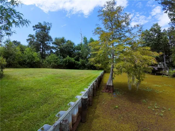 180 Middle Pearl Dr, Slidell, LA 70461