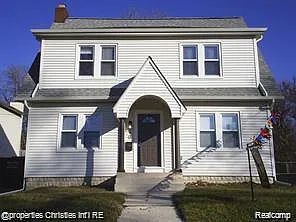 3 bed, 1.0 bath, 1886 sqft, $1,695 — Photo 1