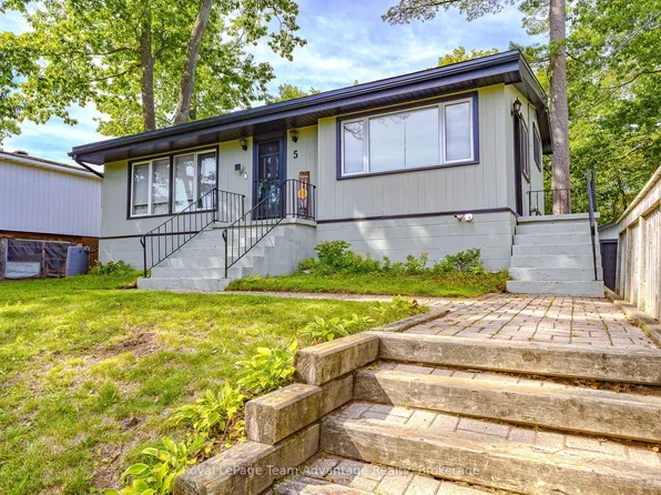 5 Burritt St, Parry Sound, ON P2A 1N5